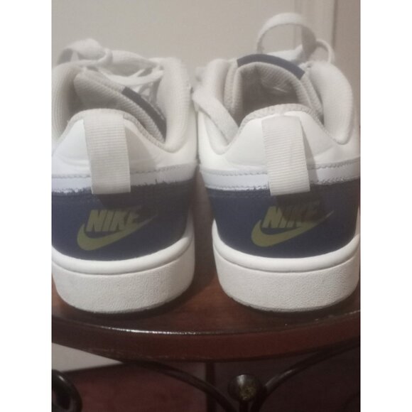 Nike Boys Court Borough Low 2 BQ5448-121 White Casual Shoes Sneakers Size 5Y - Picture 10 of 12